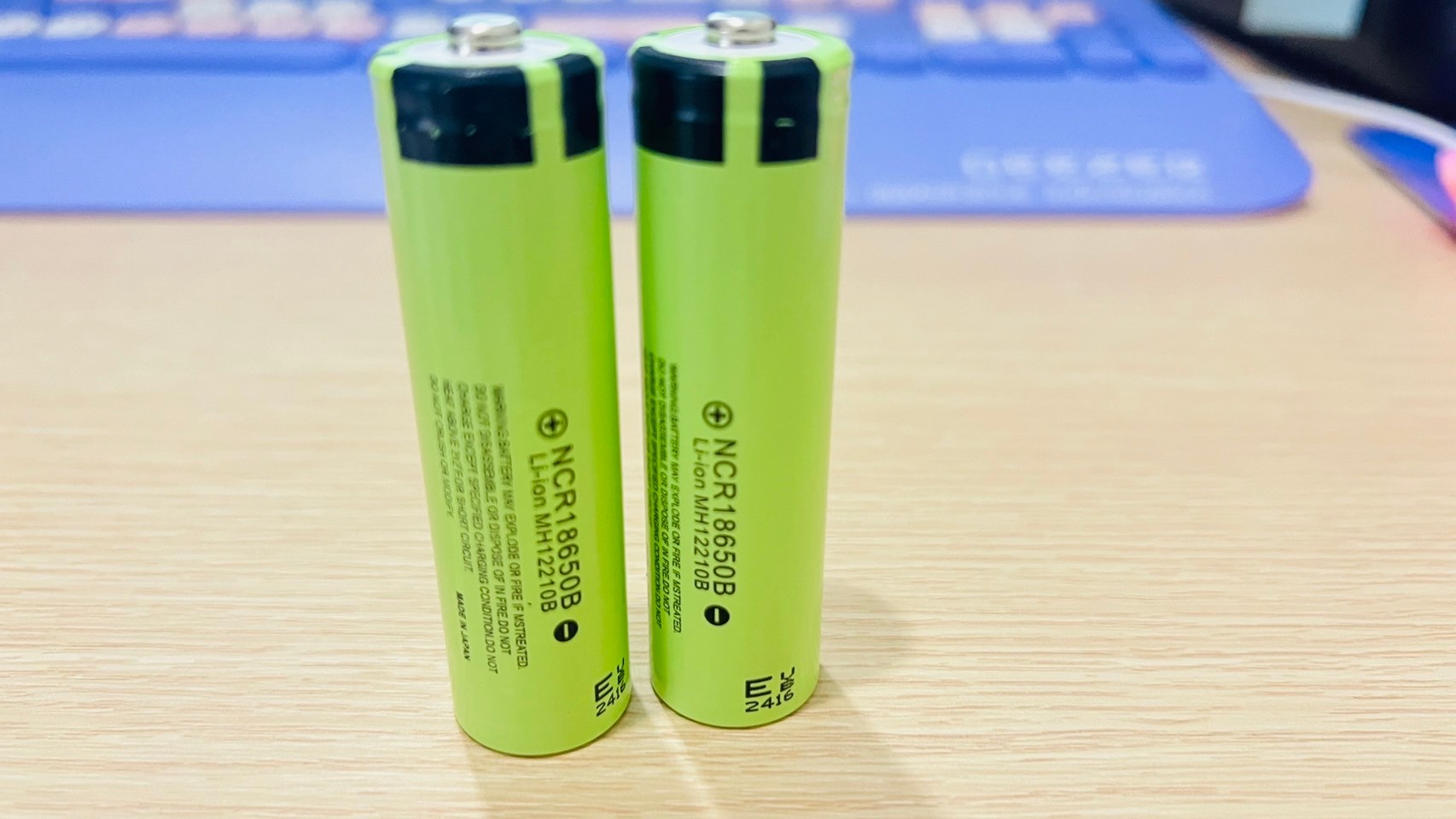 แบตเตอรี่สำหรับหุ่นยนต์ 18650 3.7V (คุณภาพดี)คู่2ก้อน