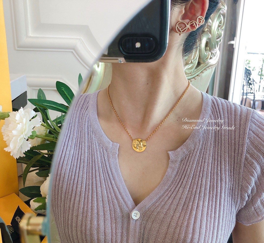 ต่างหู Hiend ต่างหูFendi ต่างหูดารา