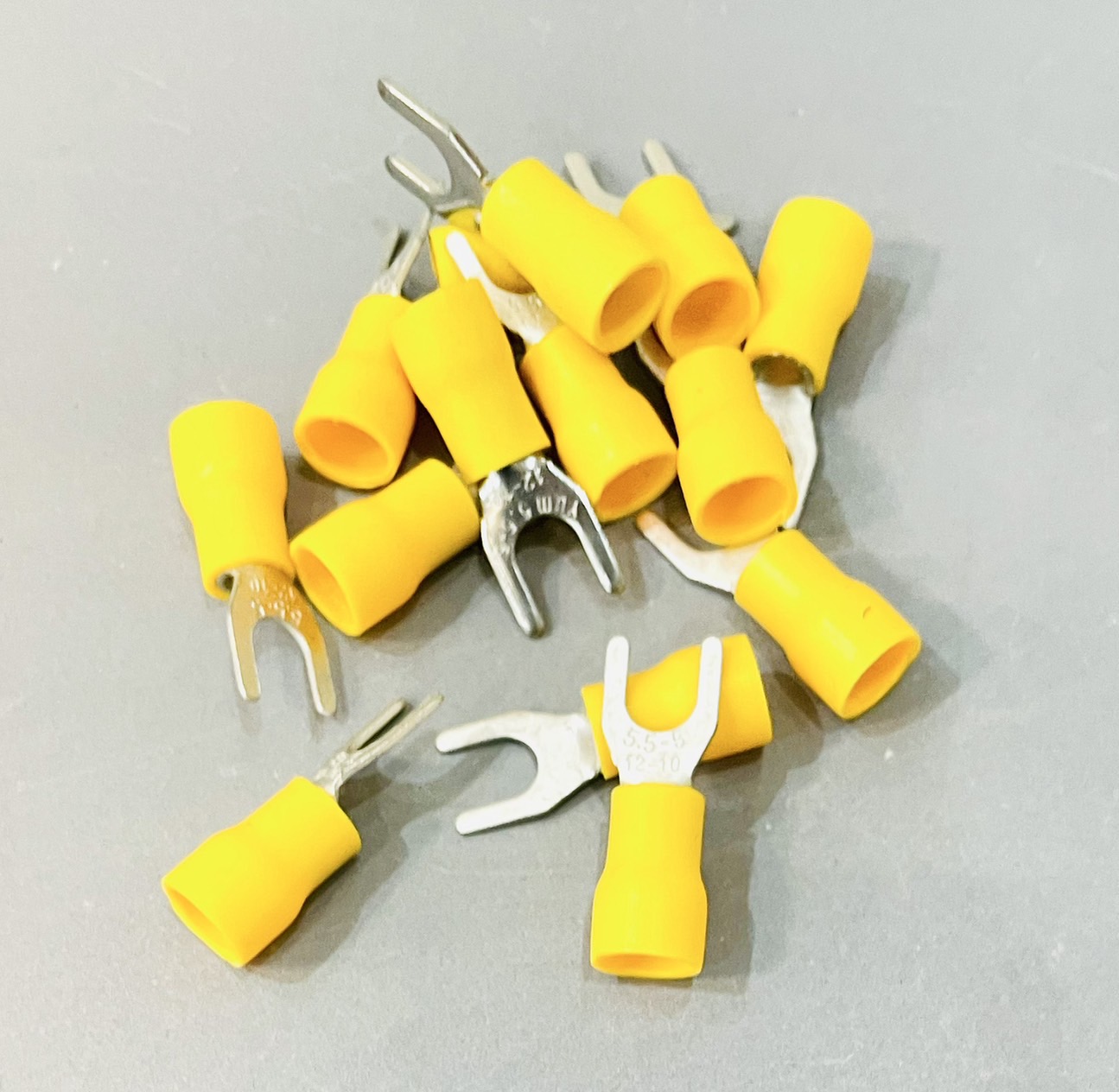 หางปลาแฉกหุ้ม SV