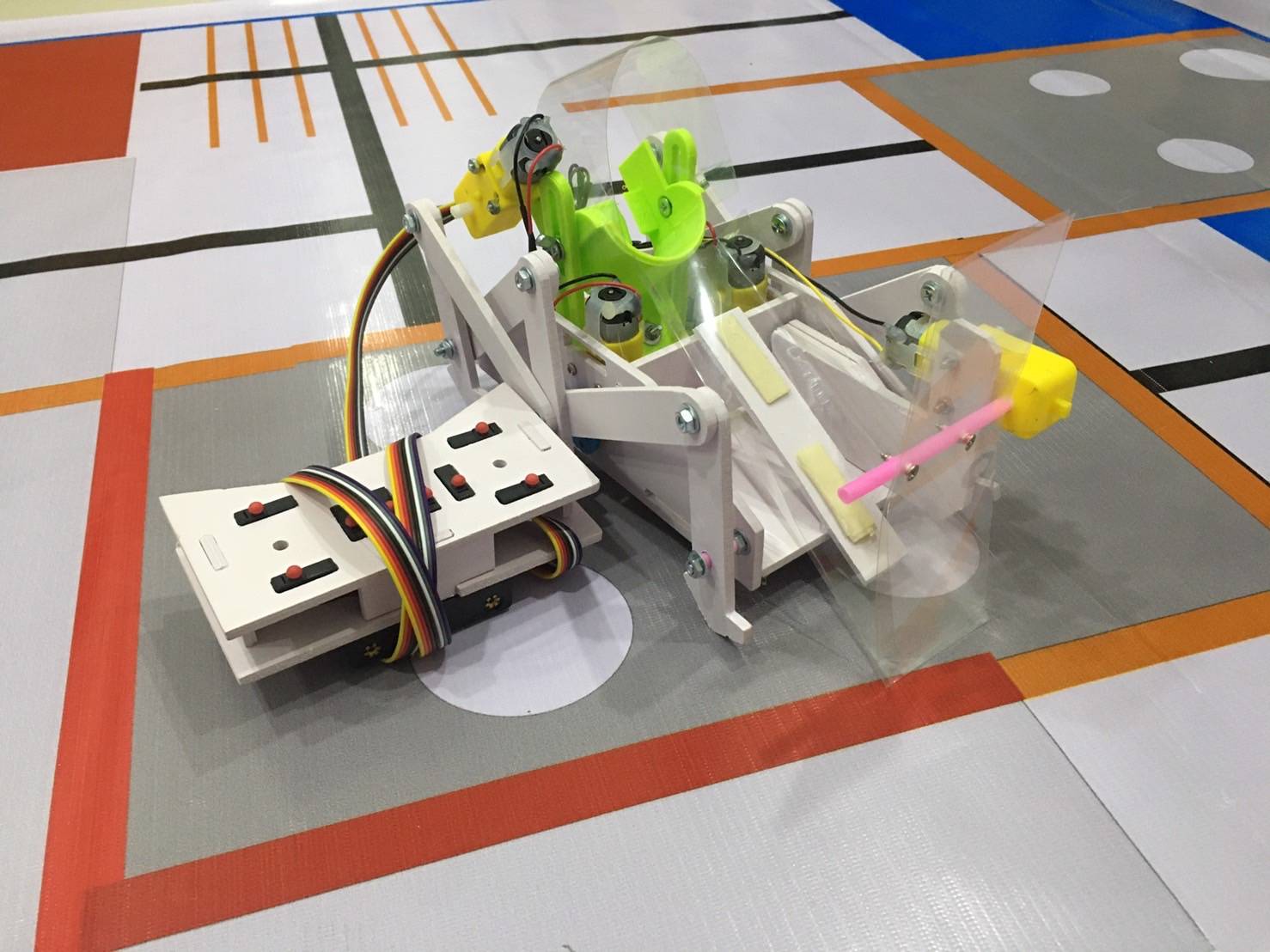 หุ่นยนต์พื้นฐานม.ปลาย นักบาส V4 (แบบนำไปประกอบเอง) Ex