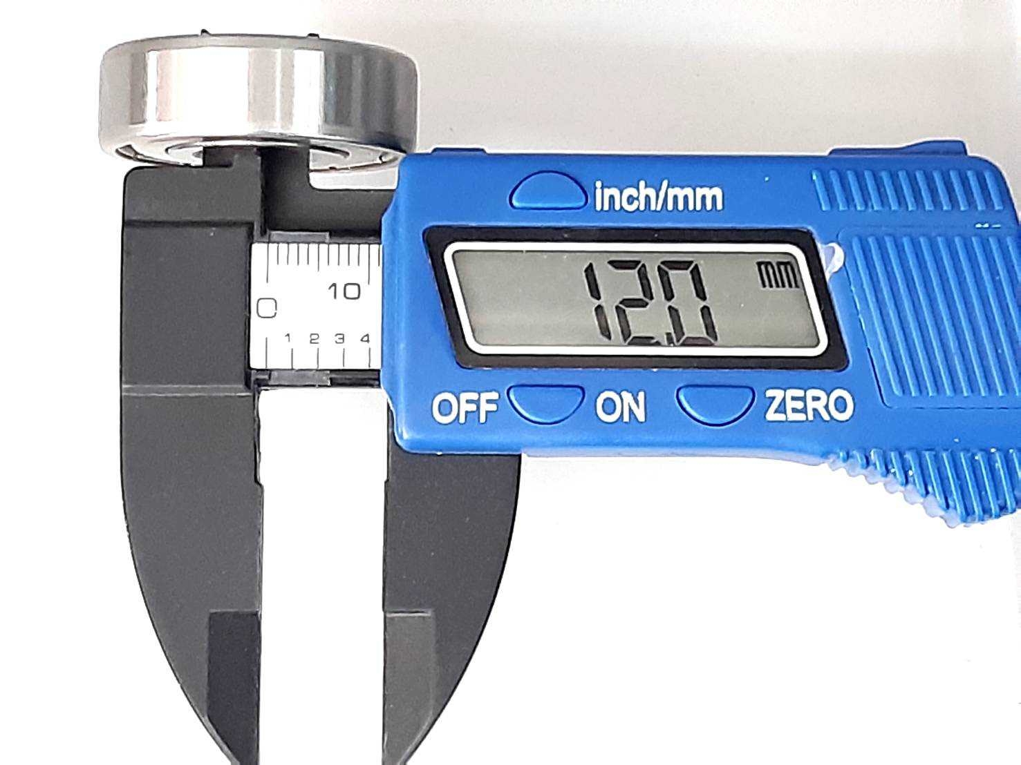 ลูกปืนฝาเหล็ก 6201 ZZ