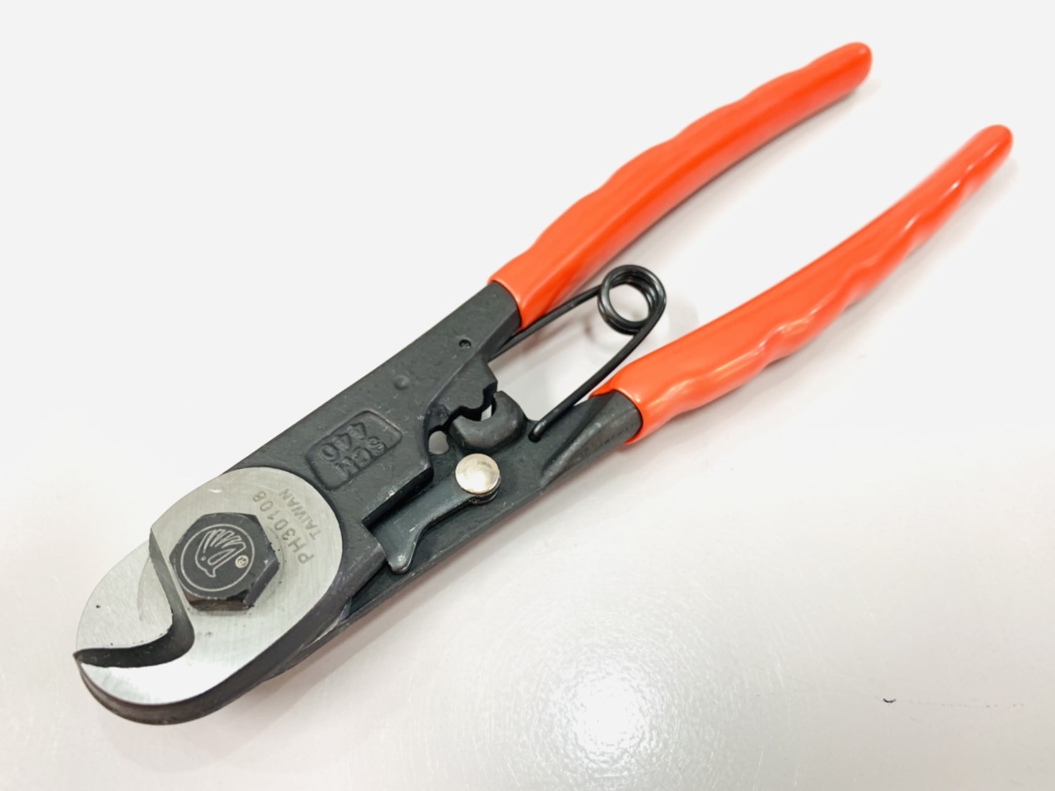 คีมตัดลวดสลิง 8" King Eagle