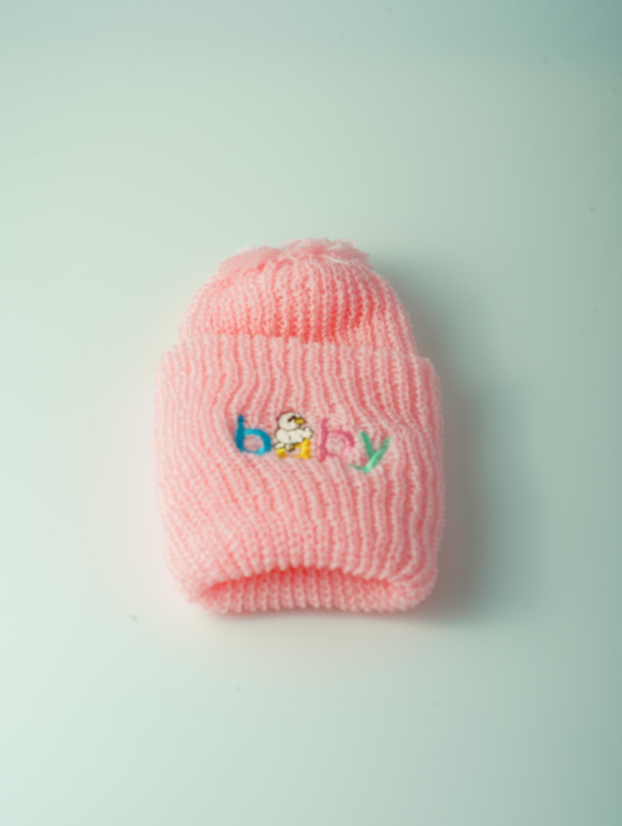 ขายส่ง หมวกไหมพรมเด็กแรกเกิด รุ่นหมวกพื้นสี ปักBABY (ราคาต่อโหล) nongnini1988