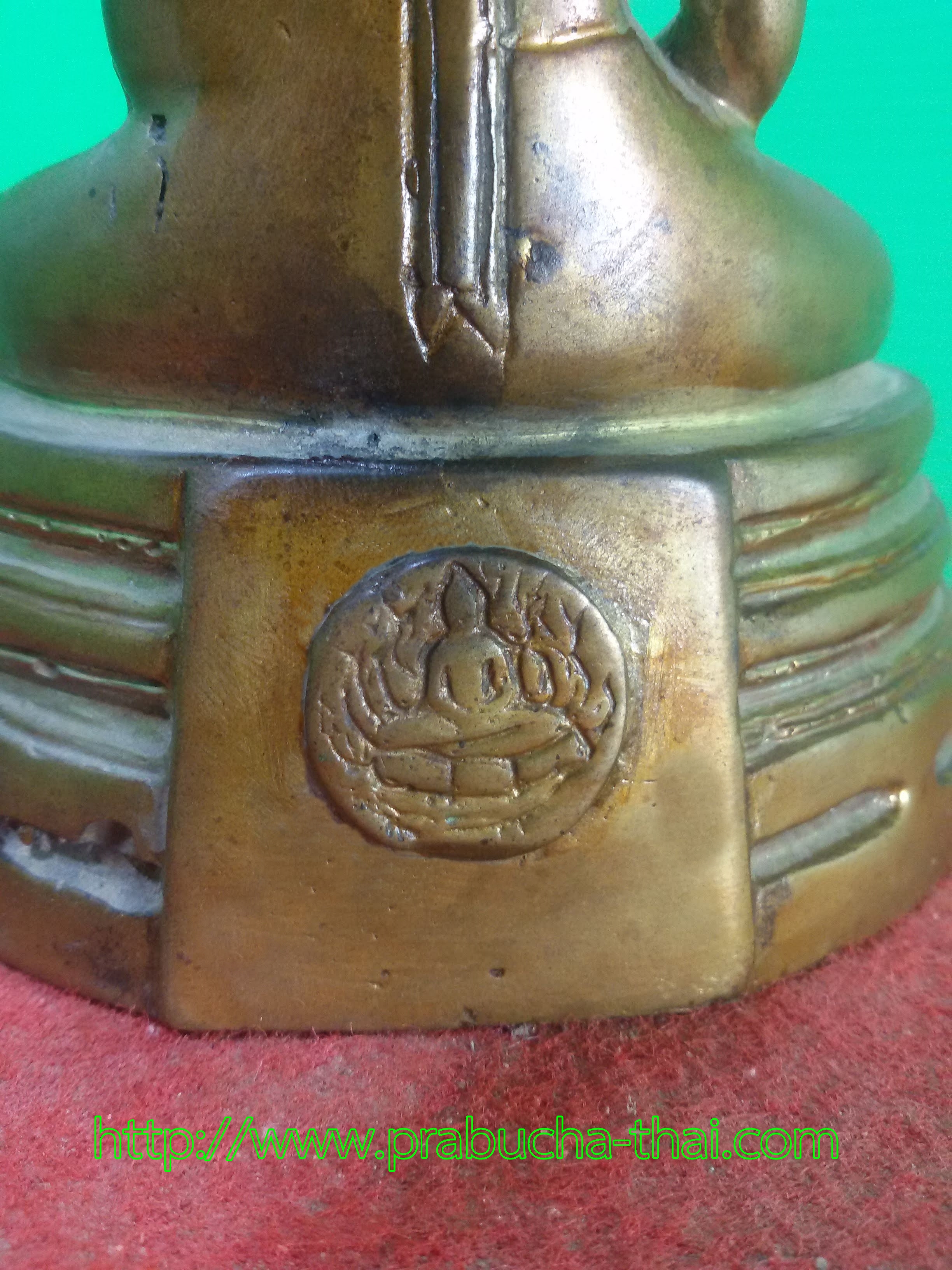 พระพุทธโสธร วัดโสธรวรารามวรวิหาร ฐาน 4 นิ้ว เนื้อสำริดทองเหลือง