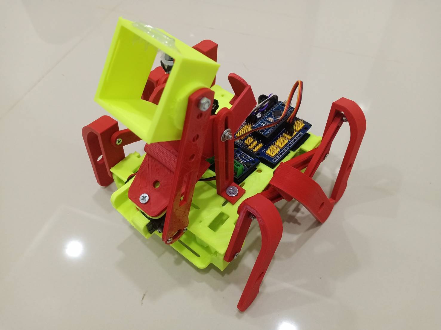 หุ่นยนต์นักบาสเกตบอล จับลูกปิงปองได้ ยิงลูกปิงปองได้ (แบบไร้สาย) Ex