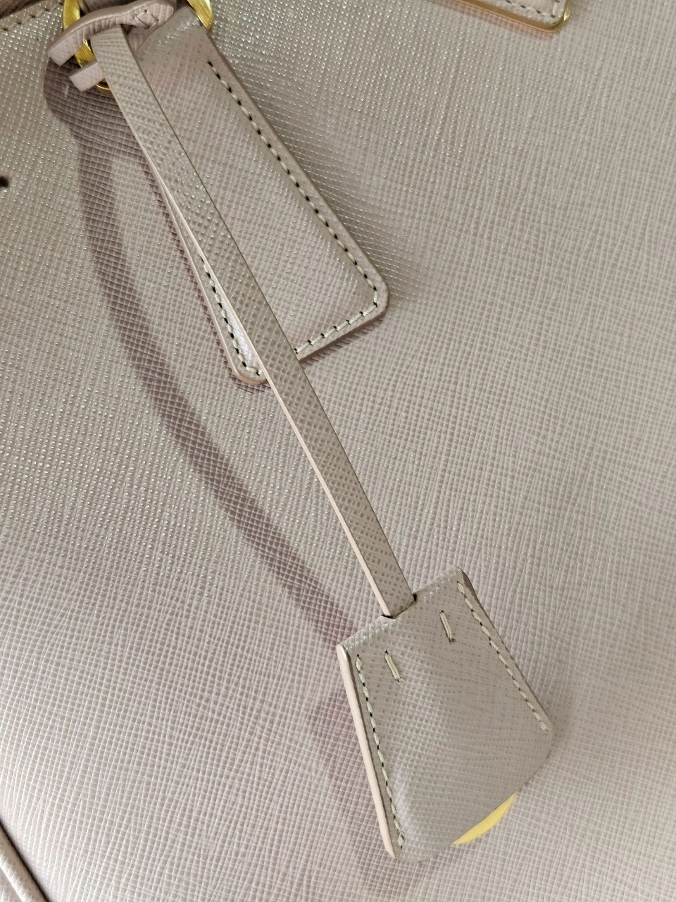 Prada Saffiano 35 Cameo