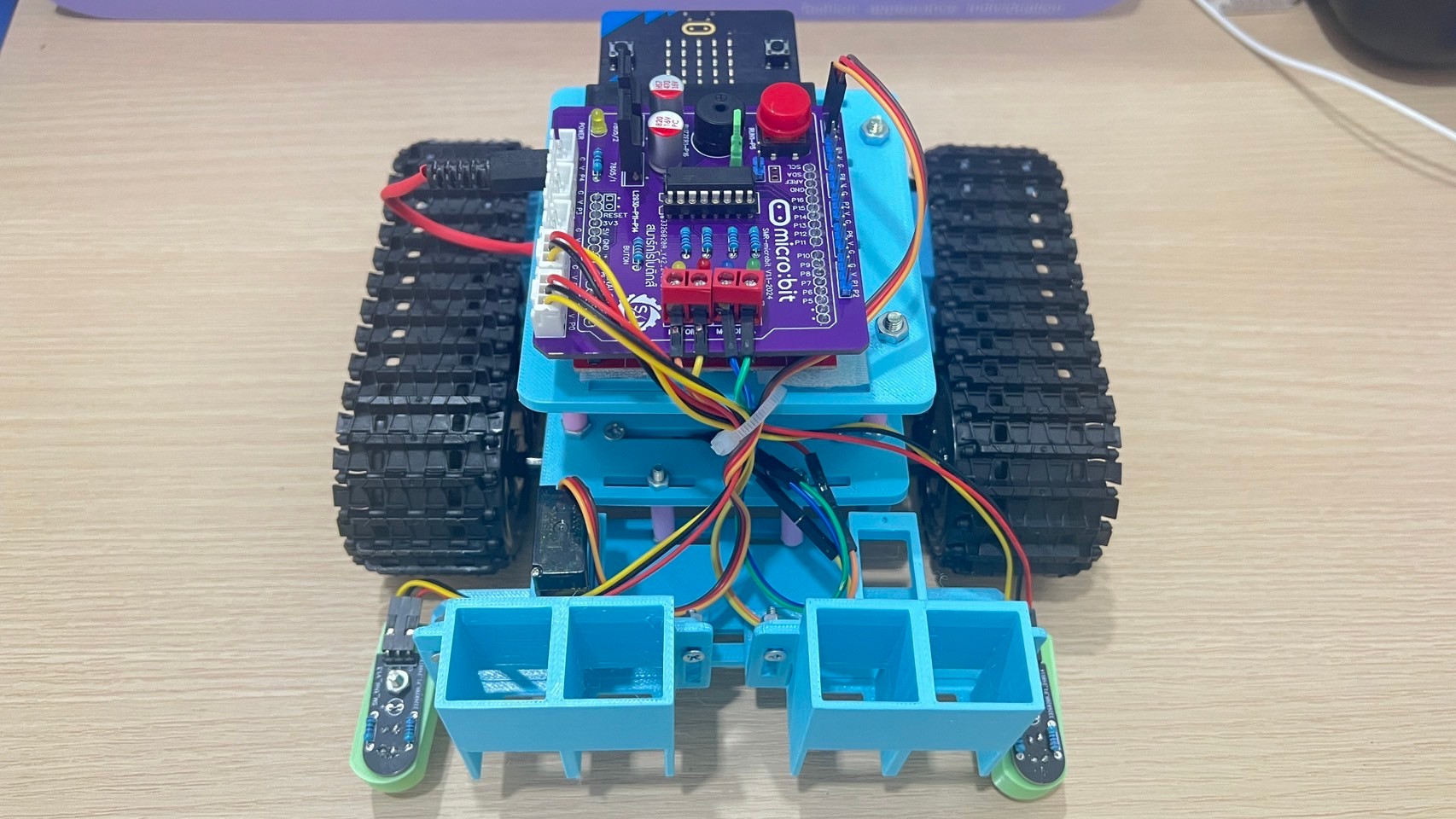 หุ่นยนต์ระดับสูง สพฐ. พร้อมบอร์ดไมโครบิต SMR2024