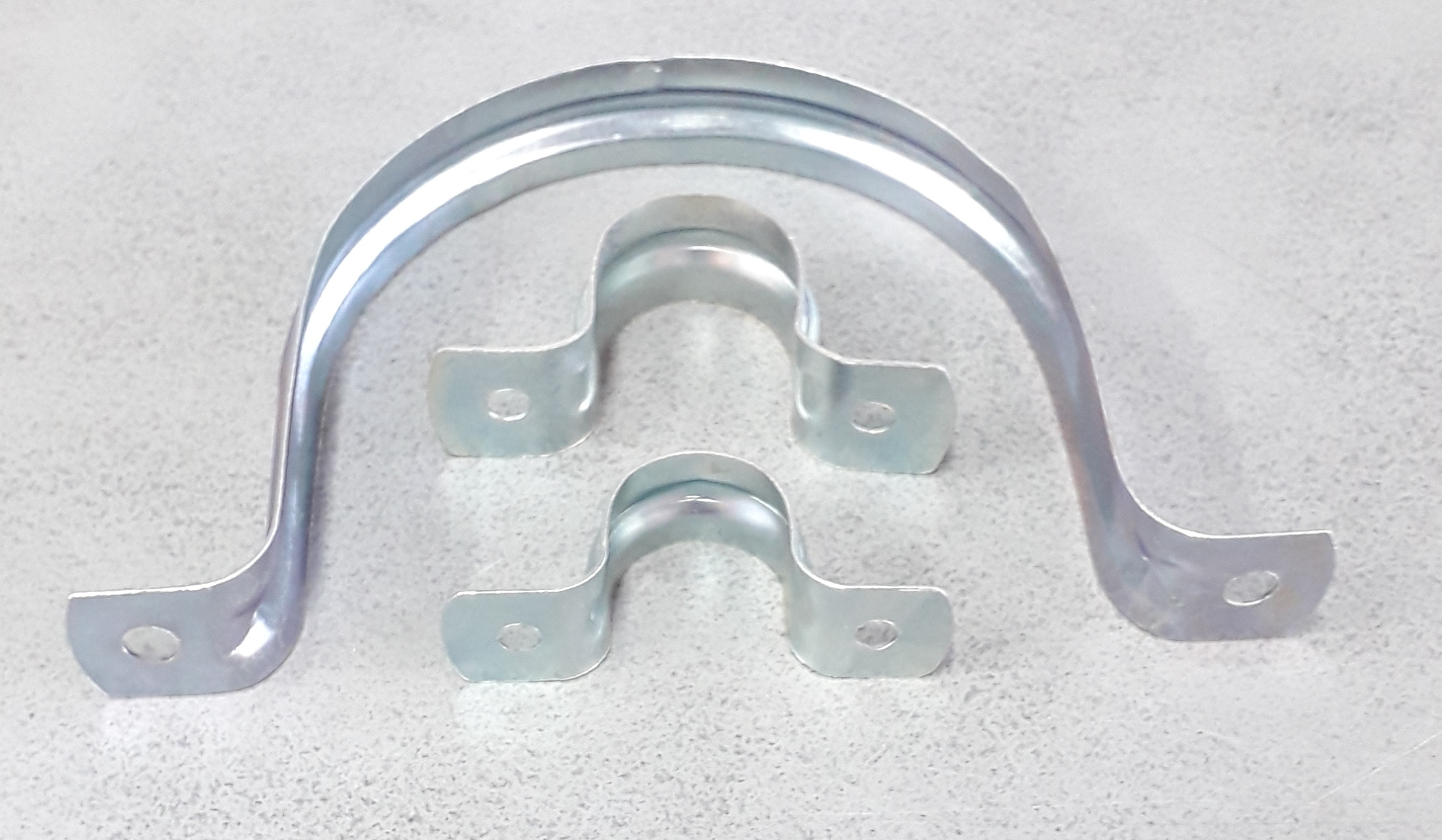 แคล้มยึดท่อเหล็ก EMT