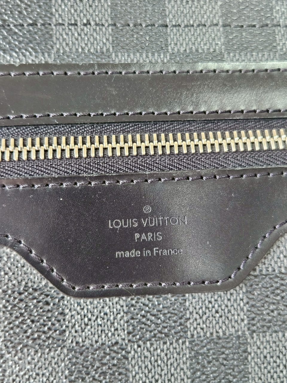 LV District GM Damier Graphite