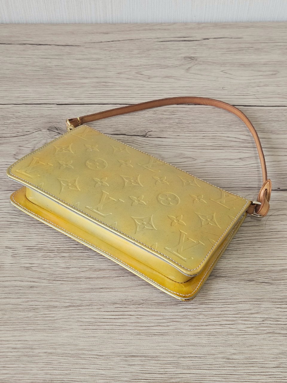 LV Lexington Pochette Monogram Vernis