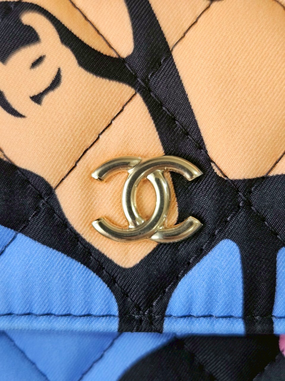 Chanel Multicolor Printed Fabric Mini Clutch With Chain holo32