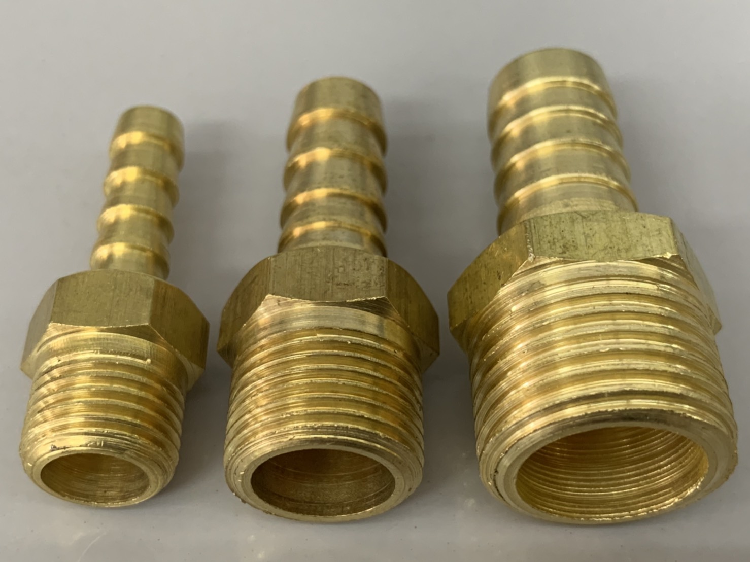 ข้อต่อทองเหลือง หางปลา