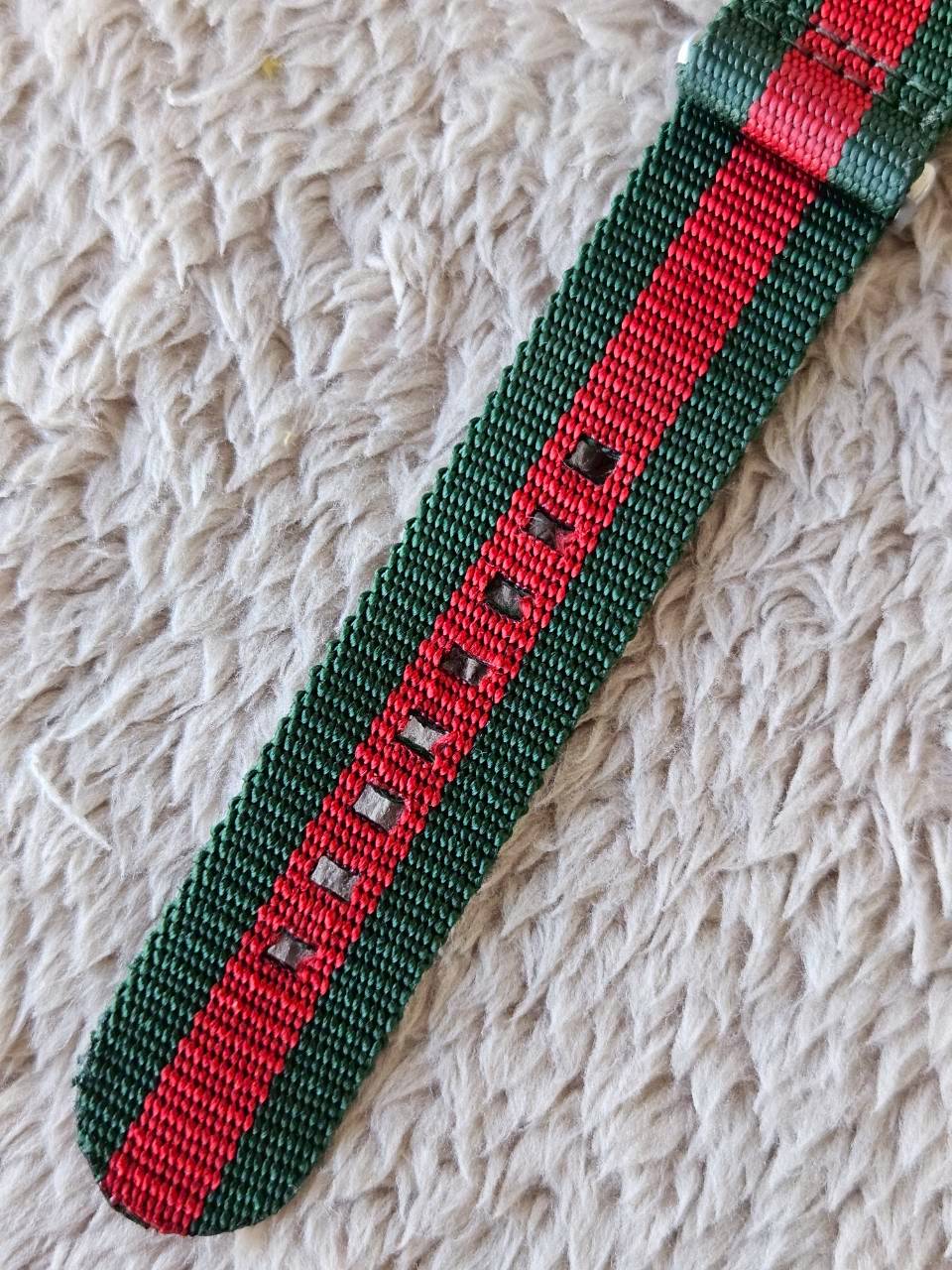 Gucci YA142403 GG2570 สายเขียวแดง