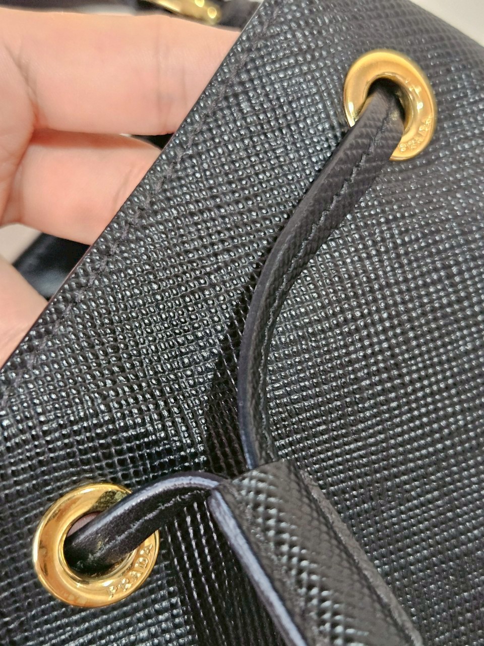 Prada Bucket Bag in Saffiano Leather Nero