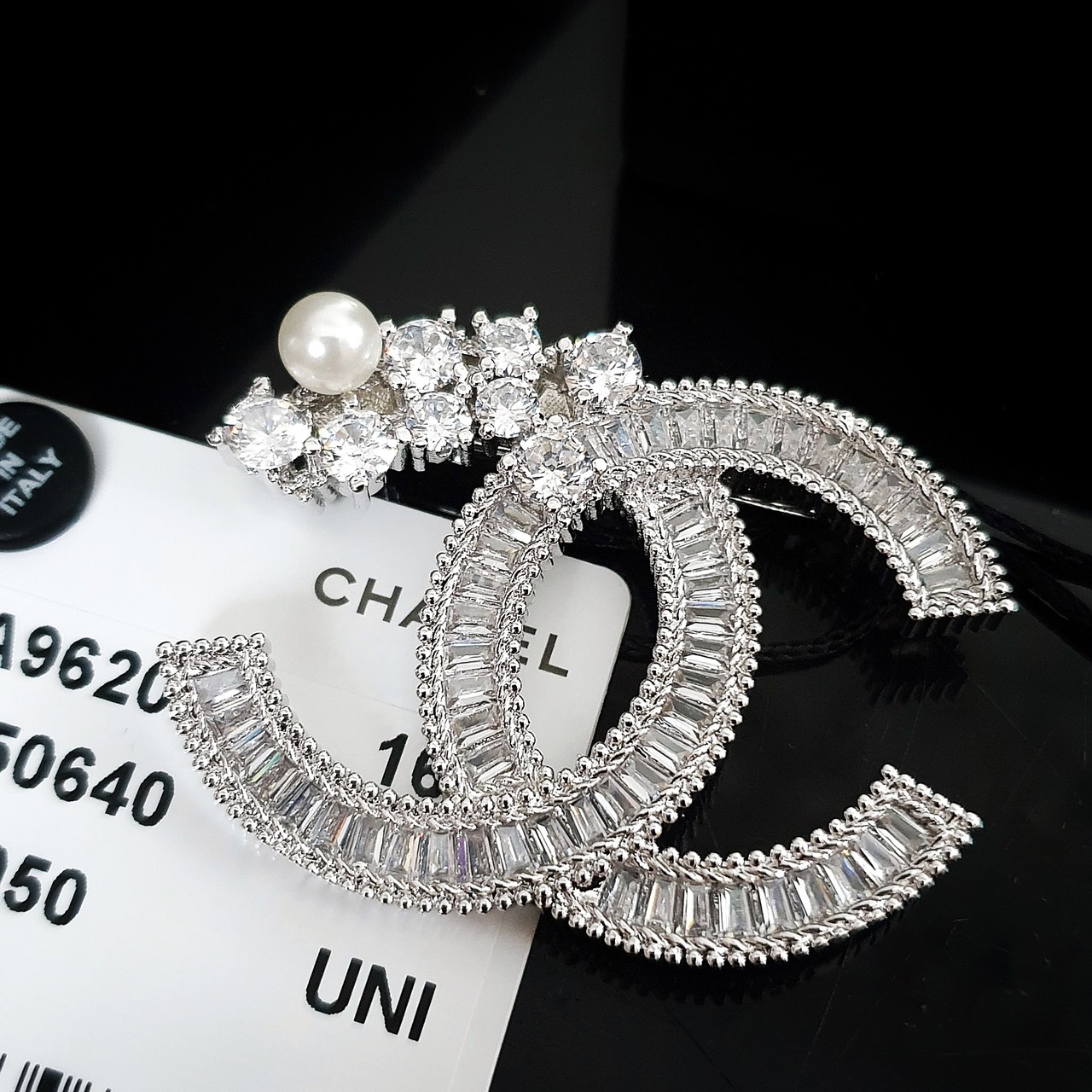 เข็มกลัดชาแนล งานHiend Chanel Brooch