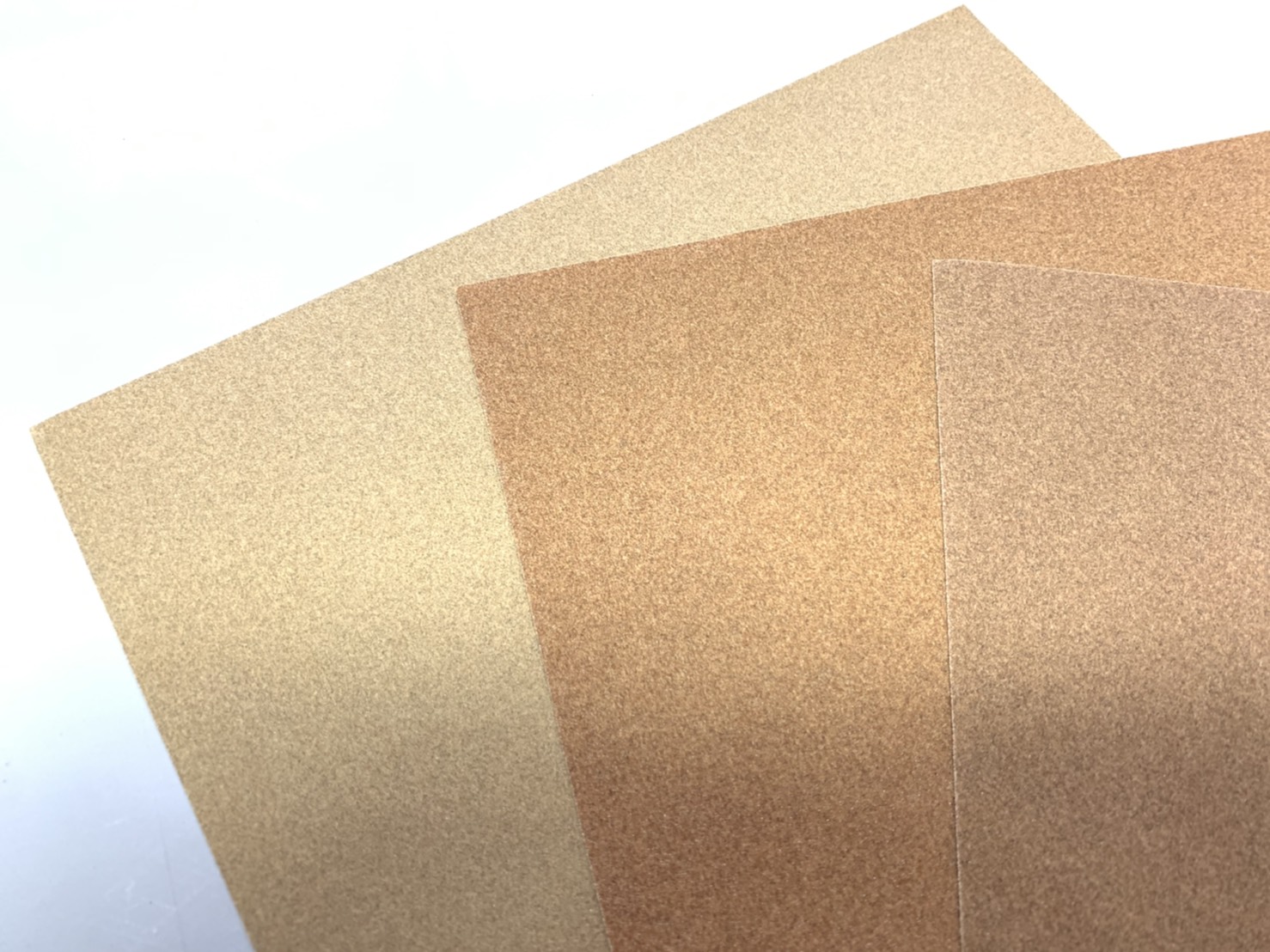 กระดาษทรายขัดไม้ ฉลาม TOA (แผ่นละ)