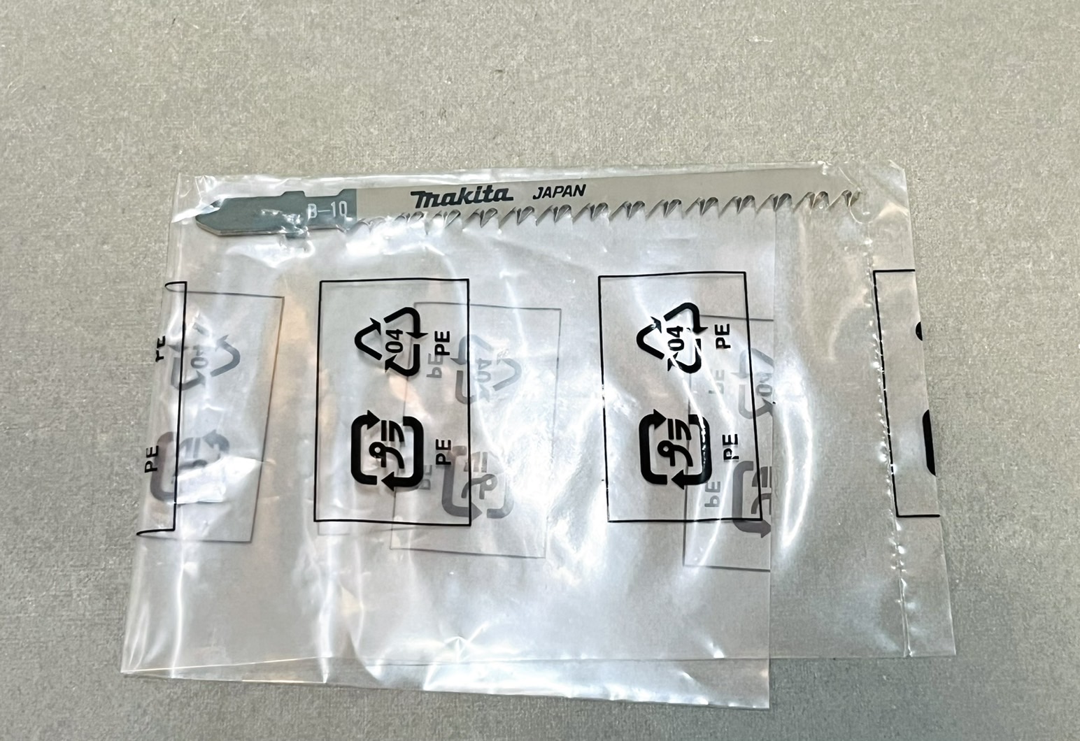 เครื่องเลื่อยจิ๊กซอ MAKITA M4301B