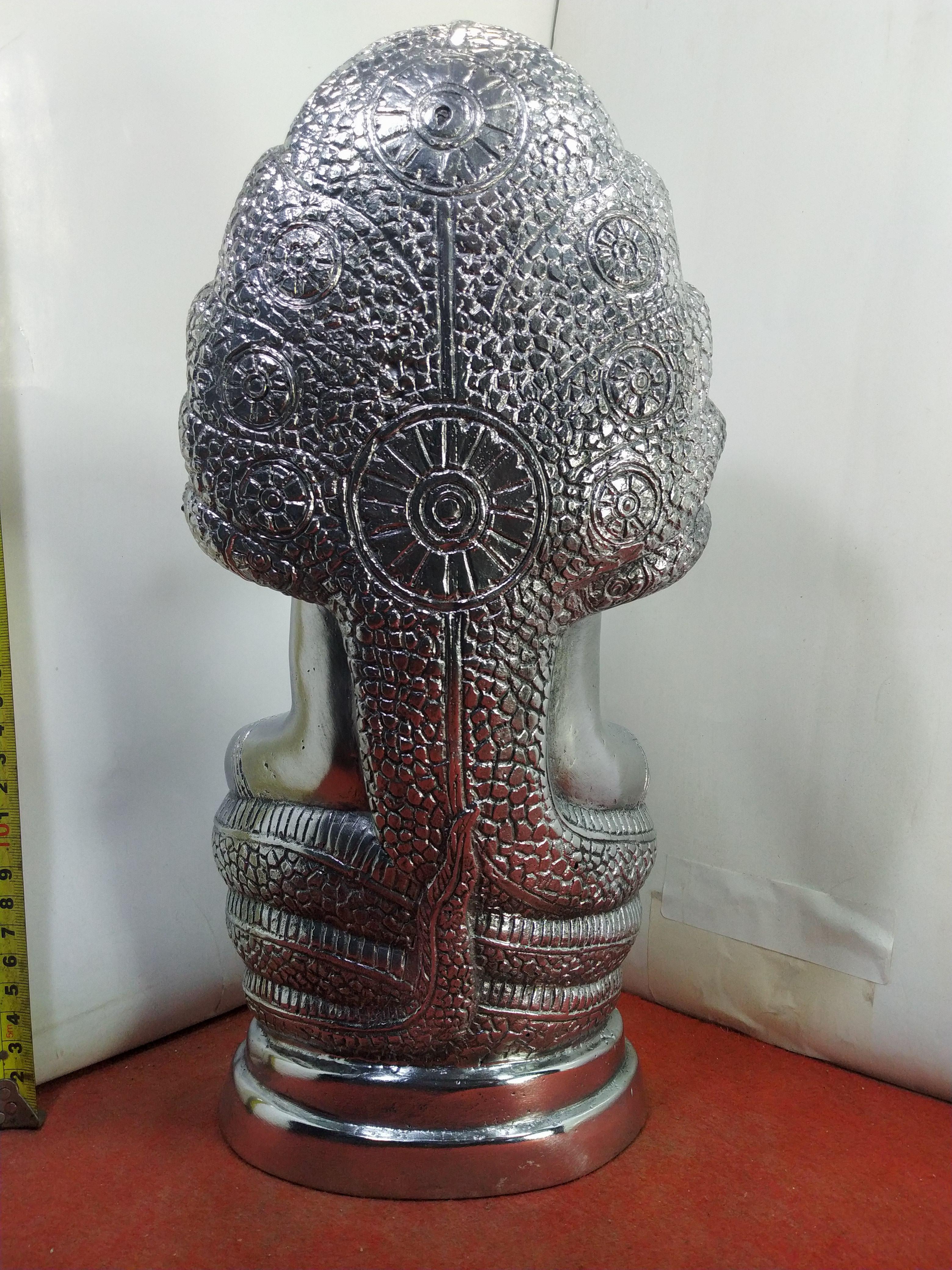 พระนาคปรก ลพบุรี พระประจำวันเสาร์ เนื้อโลหะเงินยวง