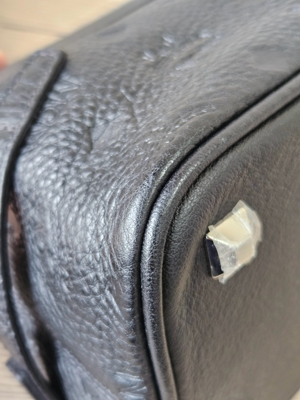 MCM Essential Crossbody Leather Black