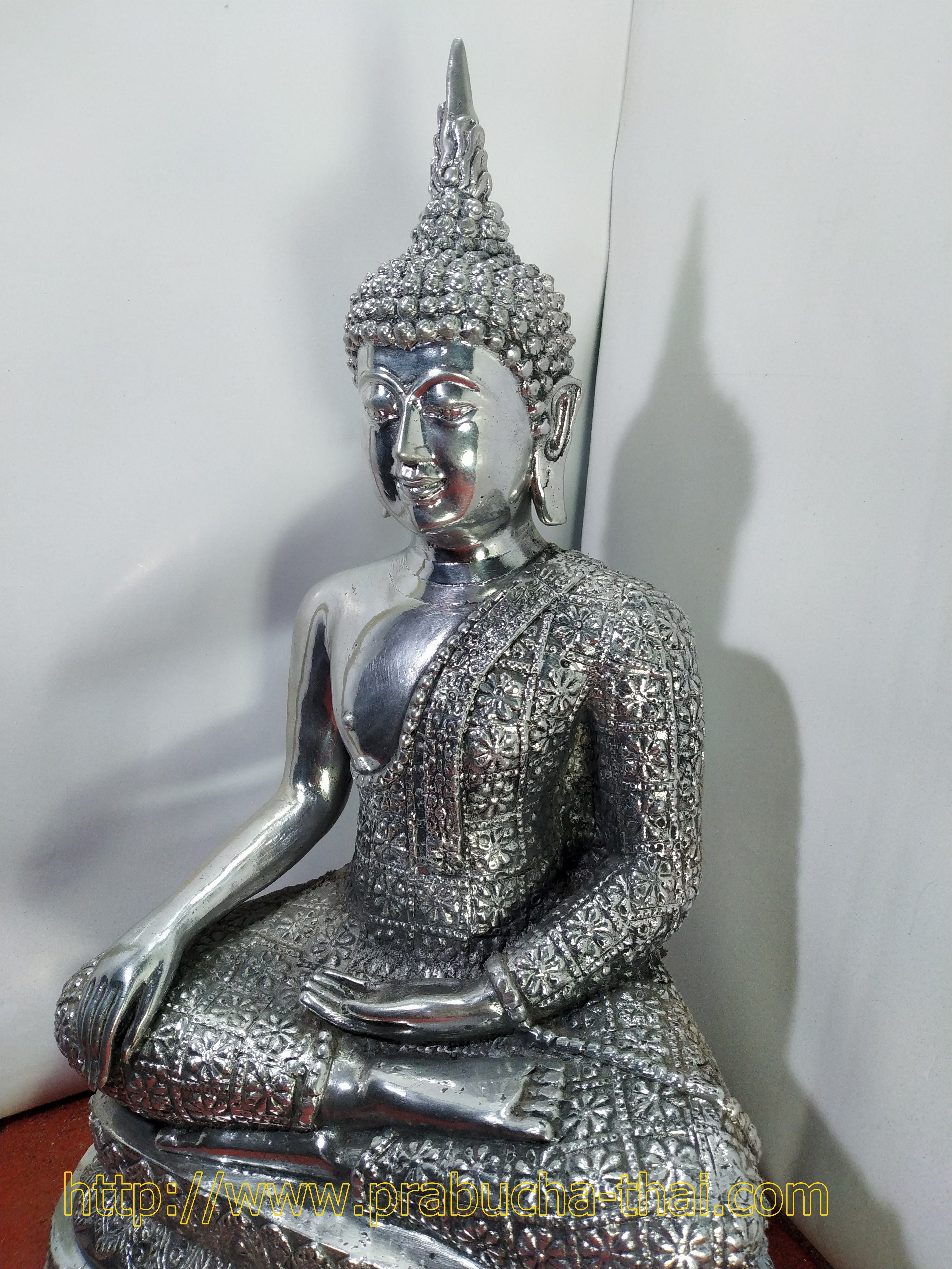 พระสุโขทัย ปางชนะมาร หน้ตัก 9 นิ้ว เนื้อโลหะเงินยวง