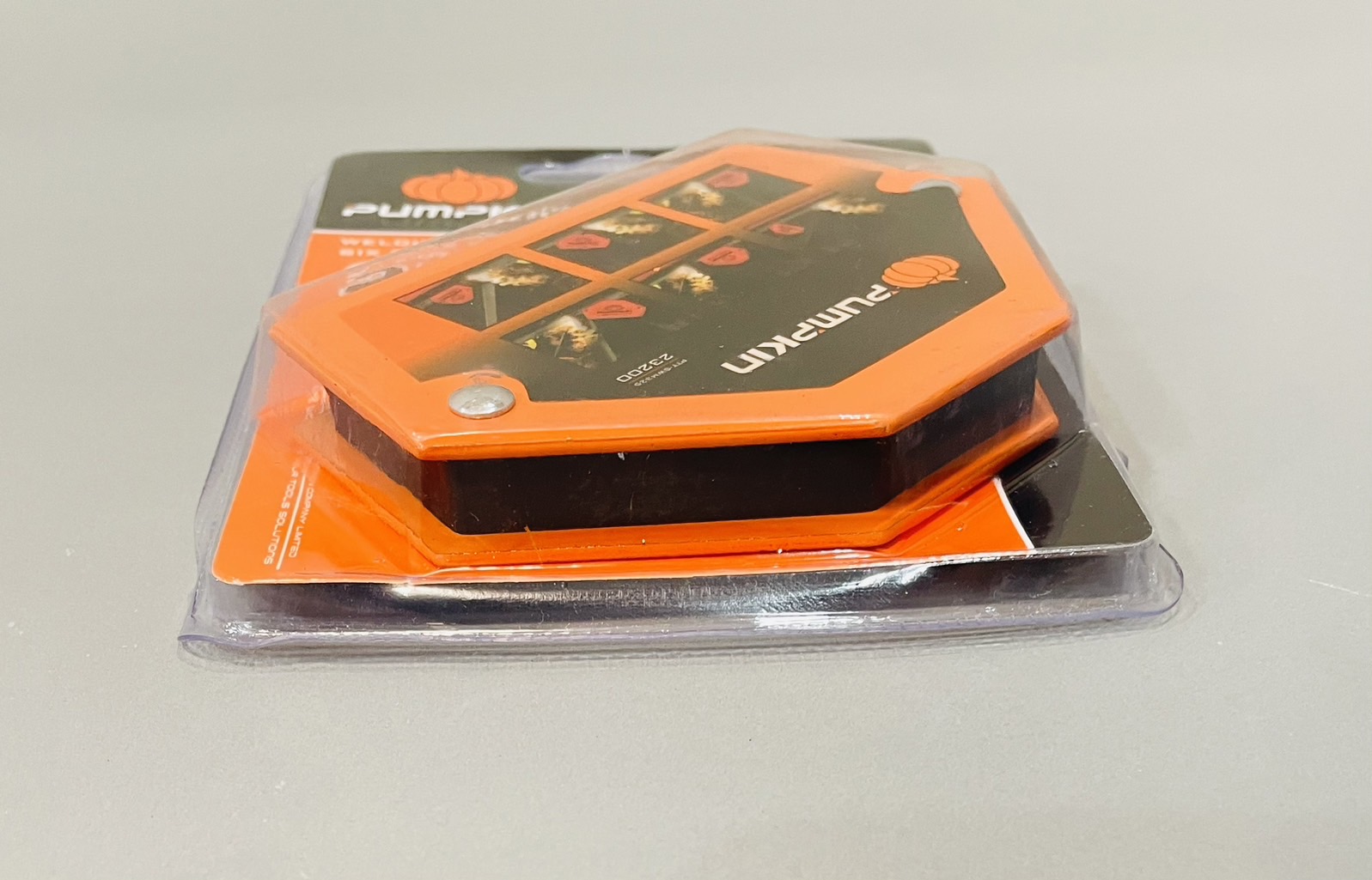 แม่เหล็กจับฉาก หกเหลี่ยม 3" Sumo / พัมคิน