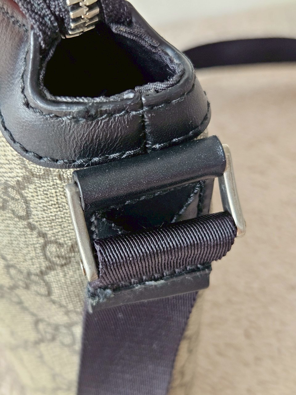 Gucci Web Messenger Supreme