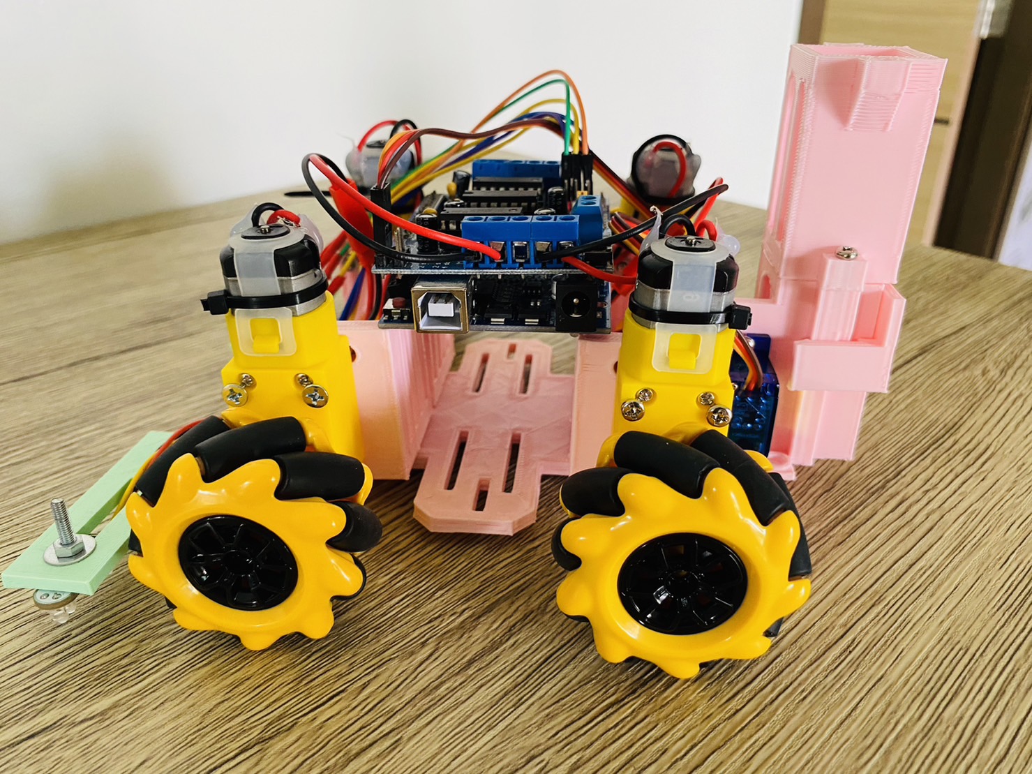 หุ่นยนต์ระดับกลาง สพฐ.2024 แบบล้อสไลด์