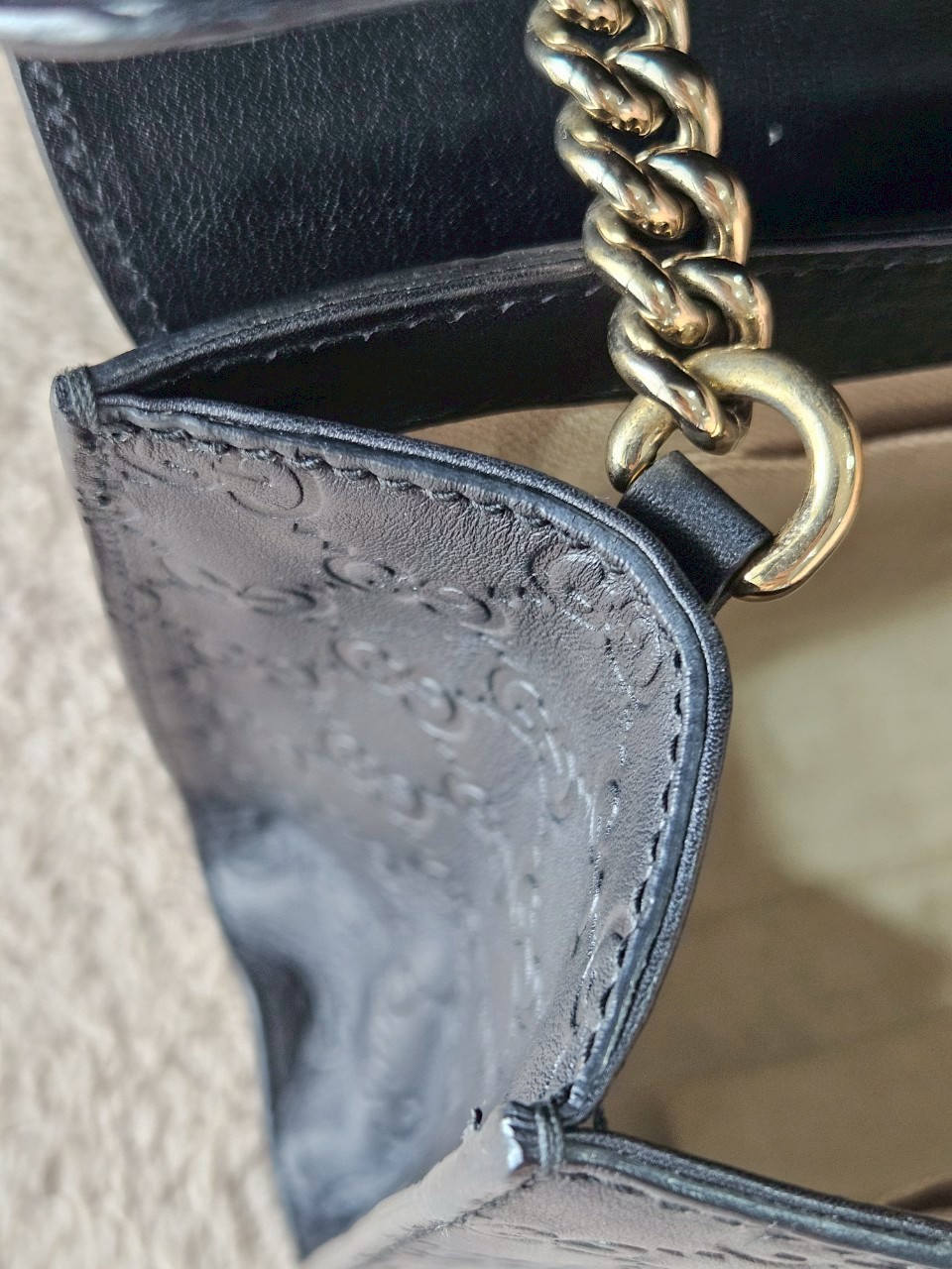 Gucci 295402 Emily Guccissima Medium