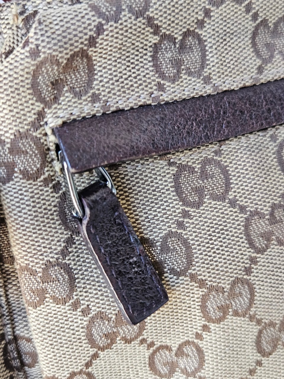 Gucci GG Canvas Beltbag