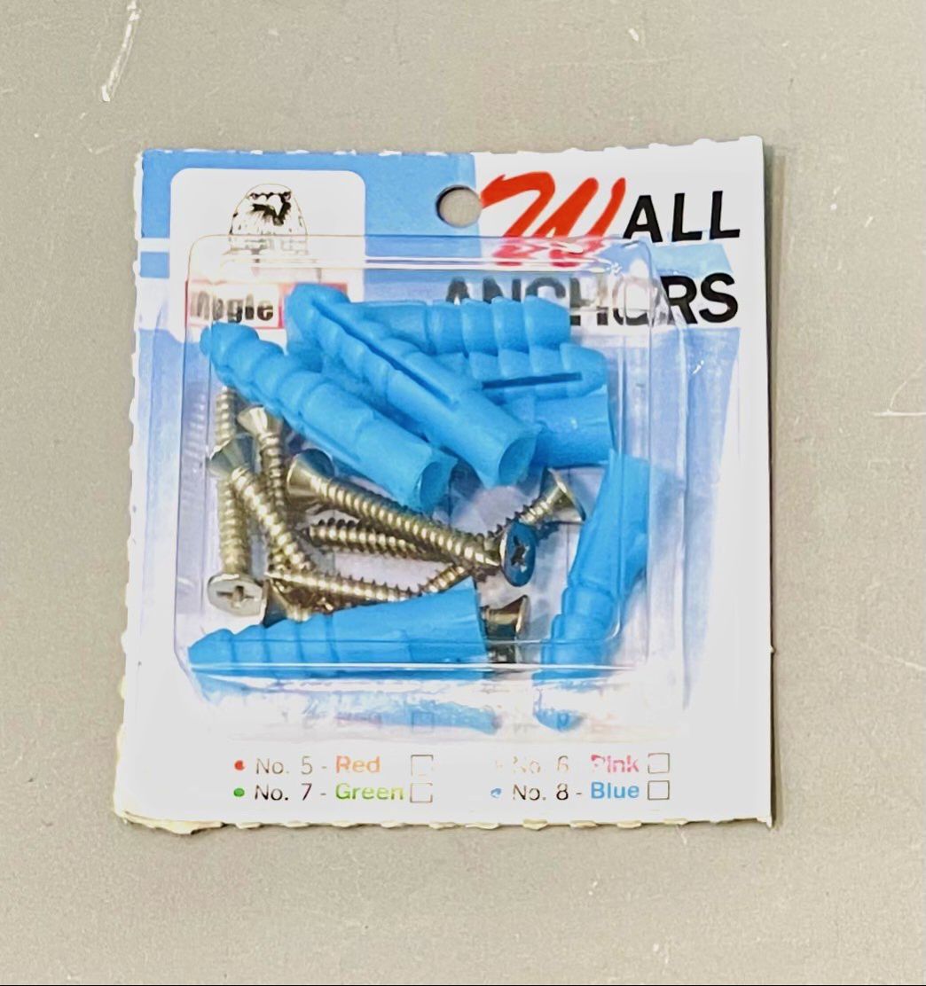 พุ๊กพลาสติก พร้อมน็อต