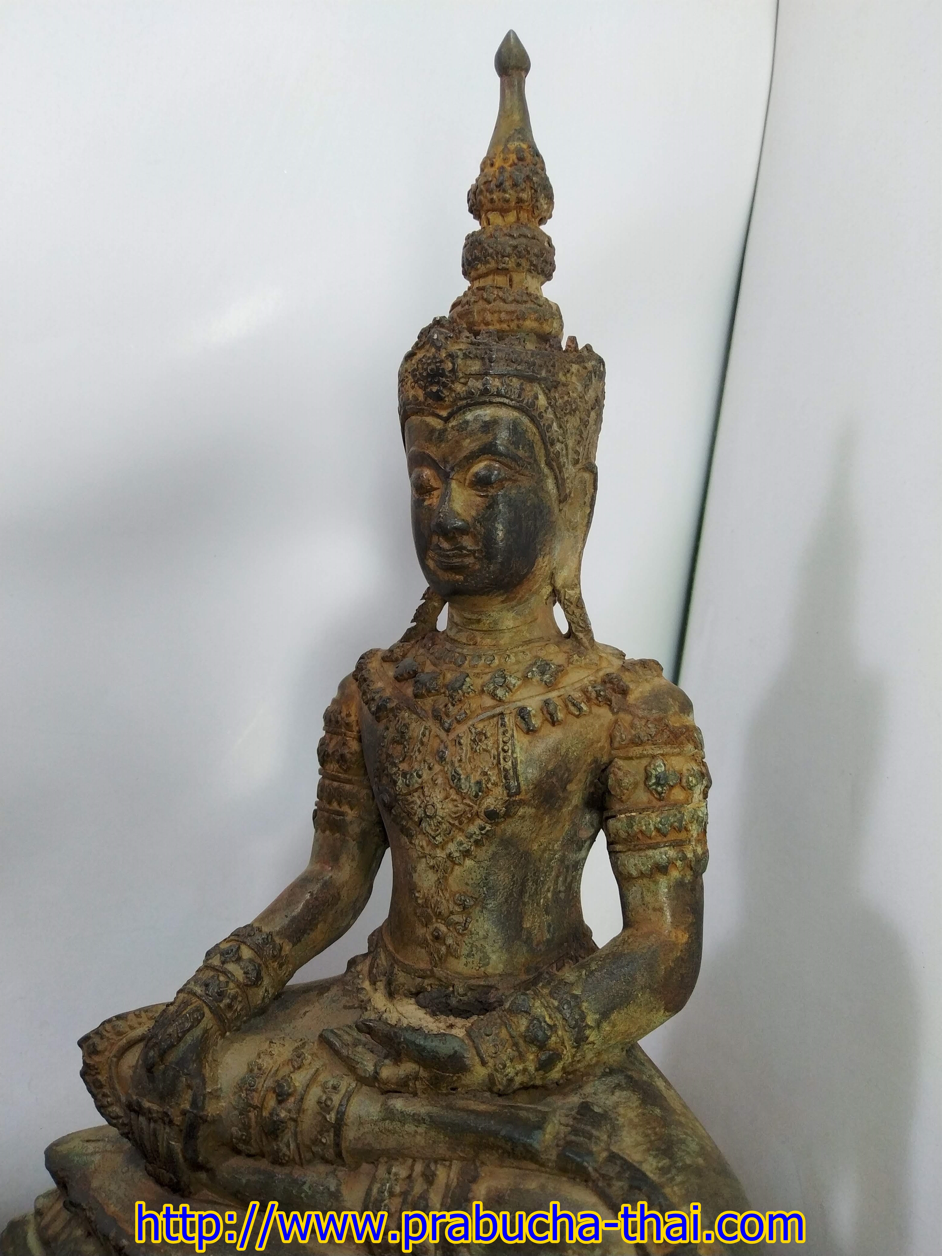 สมเด็จองค์ปฐมบรมจักรพรรดิพุทธมหาราชา(องค์จำลอง) ฐานกว้าง 9 นิ้ว