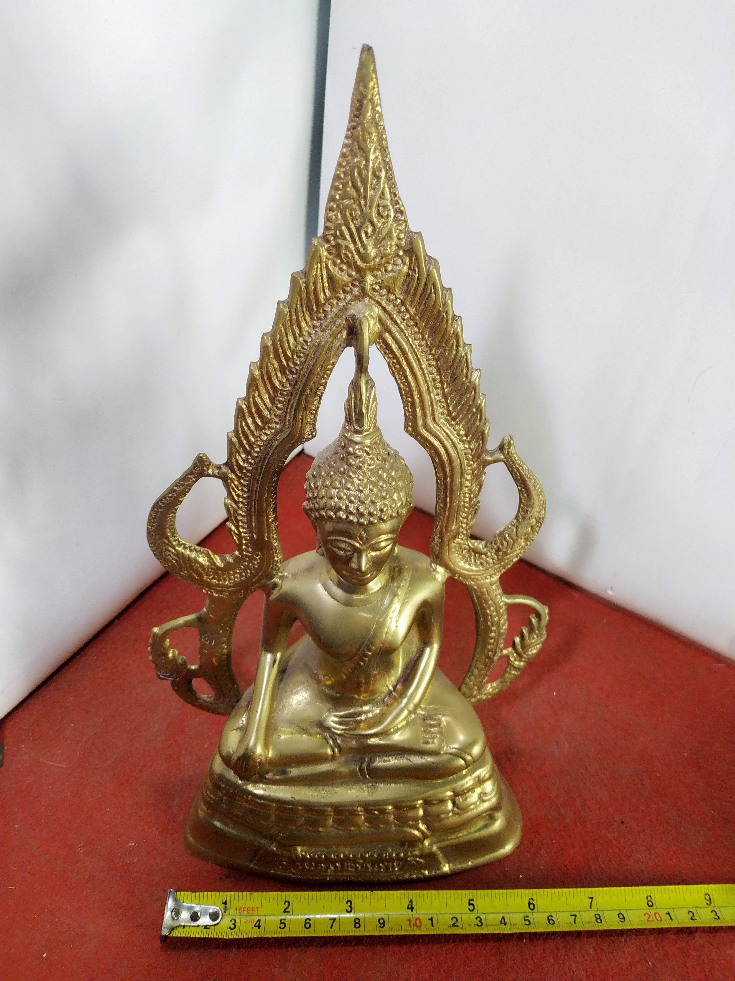 พระพุทธชินราช ๒๕ ศตวรรษ ฐานกว้าง 6 นิ้ว เนื้อทองเหลืองขัดเงางดงาม