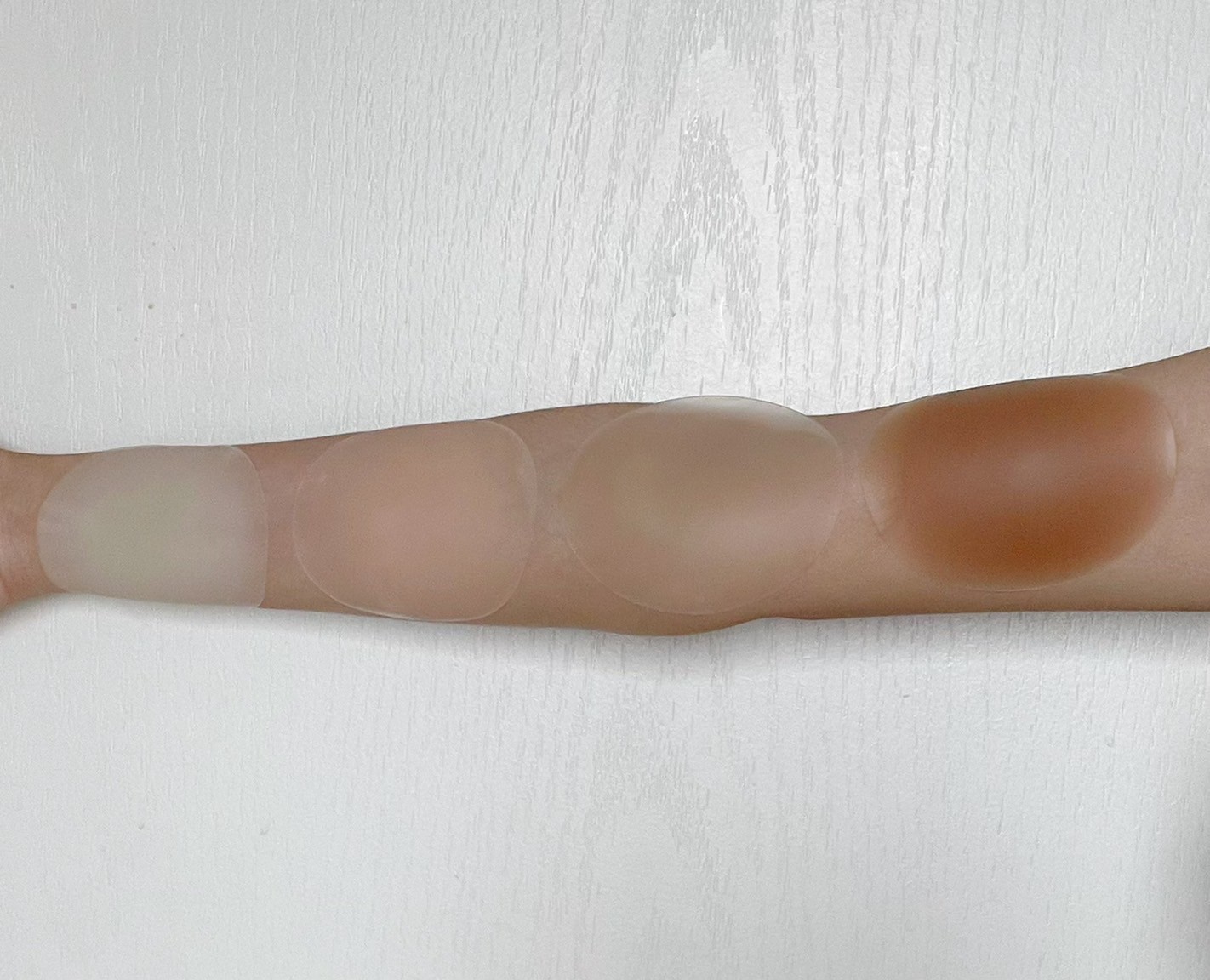 ซิลิโคนแปะจุก ที่ปิดหัวนม แปะหัวนม ปิดจุกนม เนื้อเจลทรงดอกไม้ขนาด 6.5cm และเนื้อด้านทรงวงกลมขนาด 8cm ซิลิโคนปิดจุก