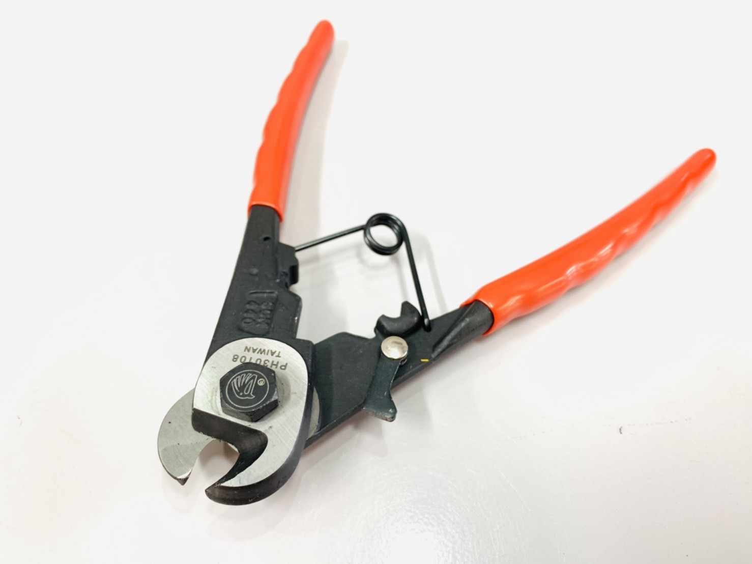 คีมตัดลวดสลิง 8" King Eagle