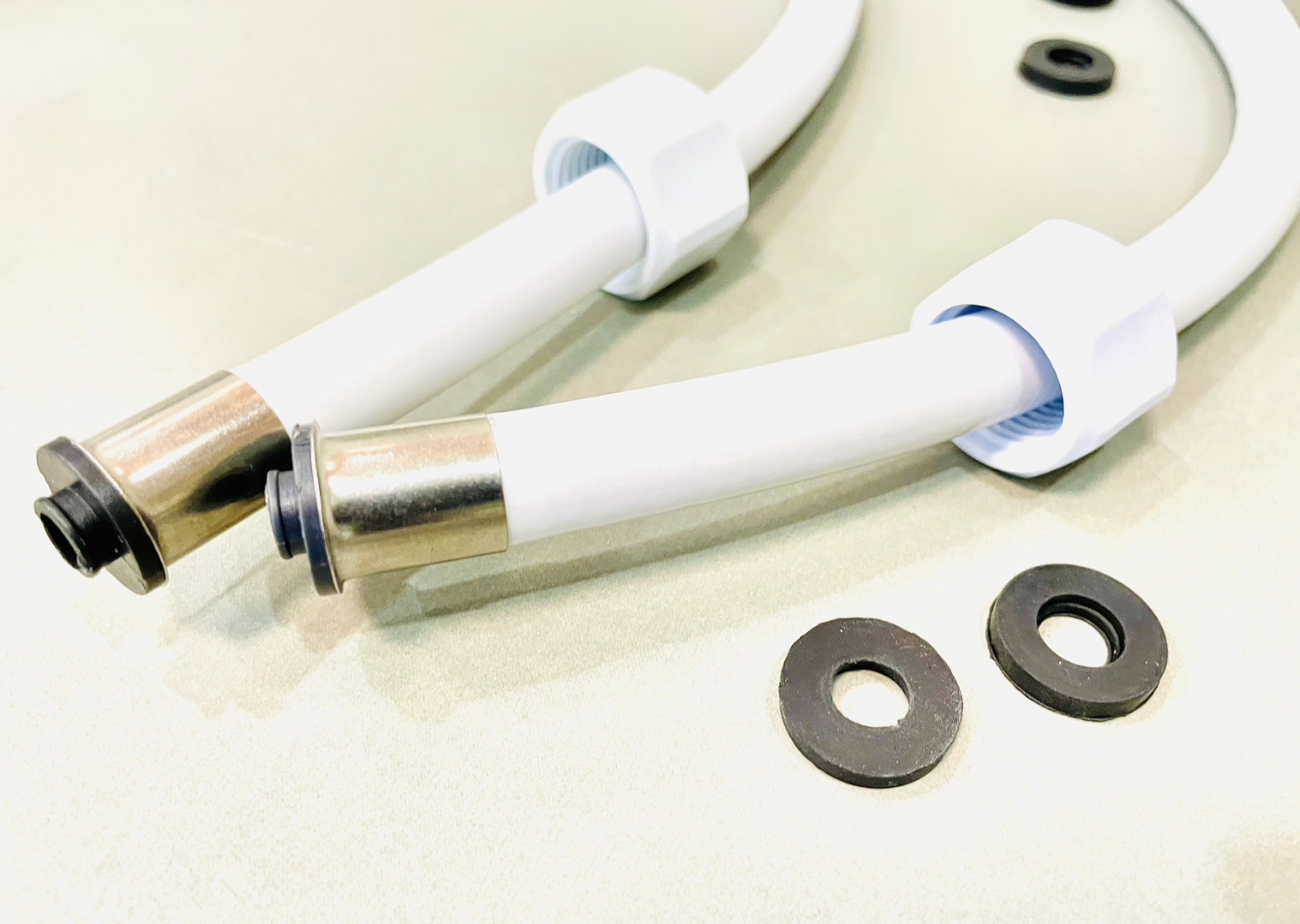 สายน้ำดี PVC สีขาว (1/2"*1/2") Eagle One