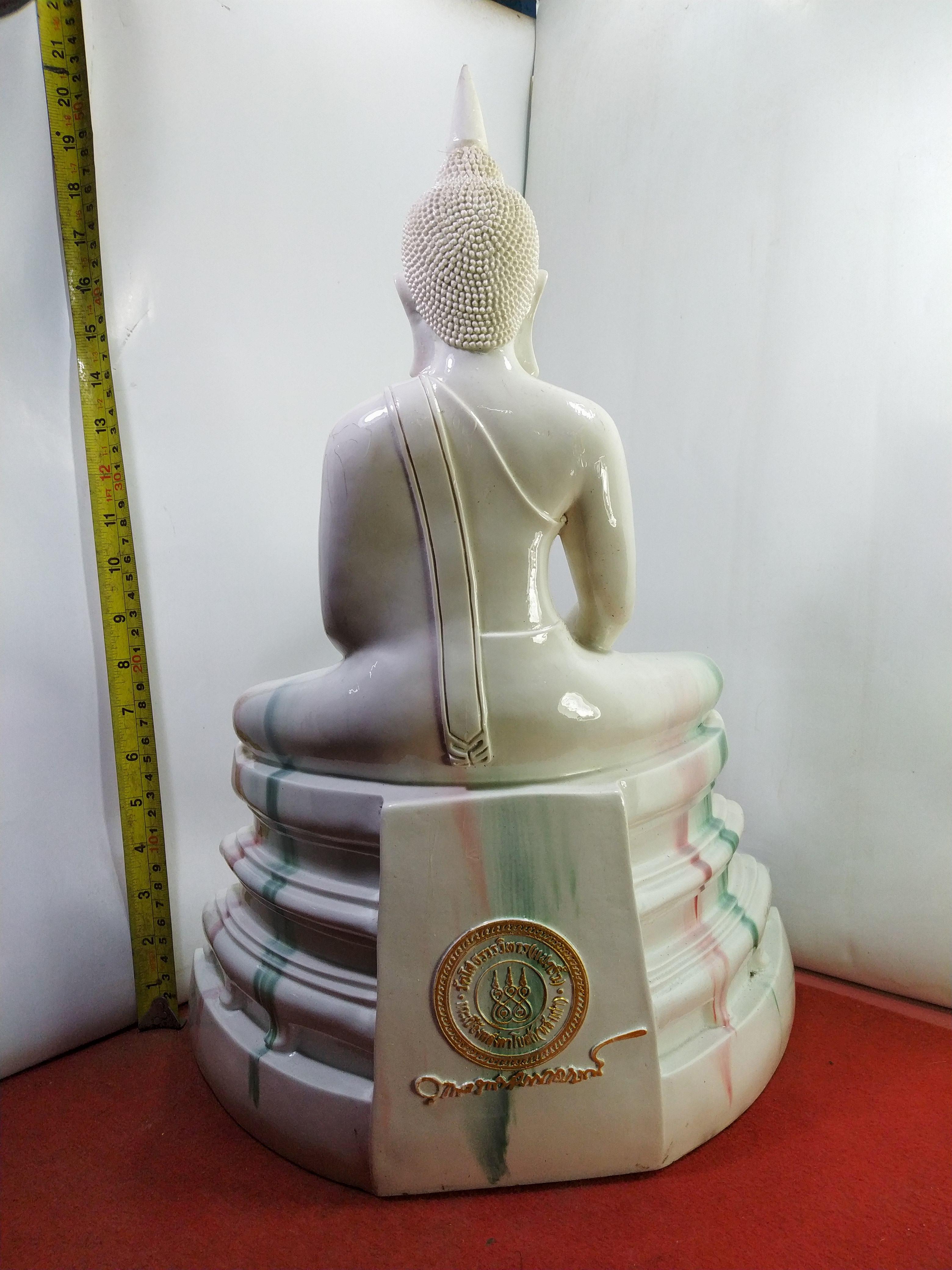 หลวงพ่อโสธร วัดโสธรวรารามวรวิหาร ฉะเชิงเทรา ฐาน13นิ้ว