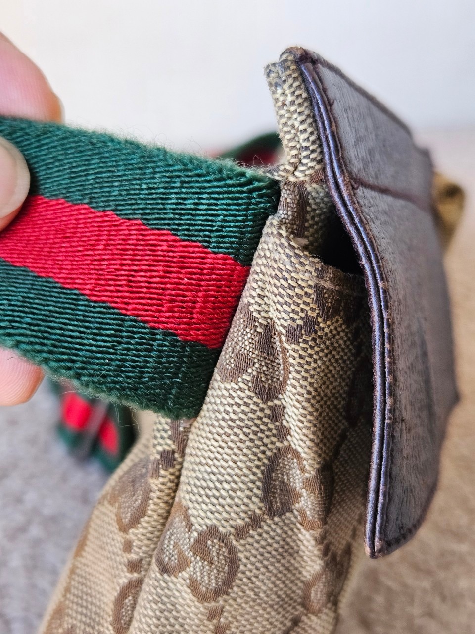 Gucci GG Canvas Beltbag