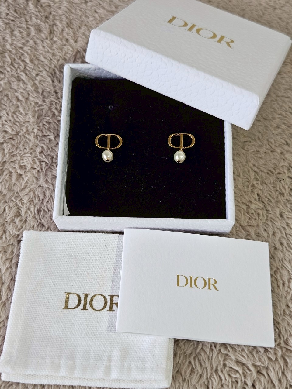 Dior Earring CD มุก
