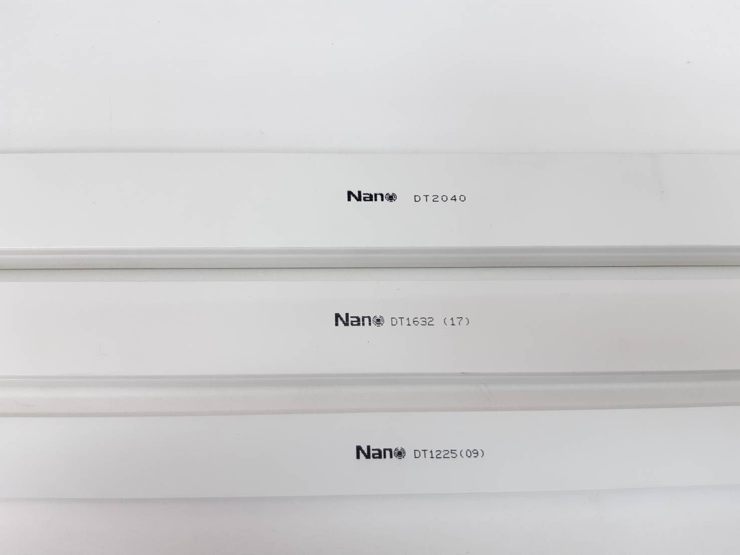 รางเก็บสาย สีขาว 2ม. (สี่เหลี่ยม) นาโน