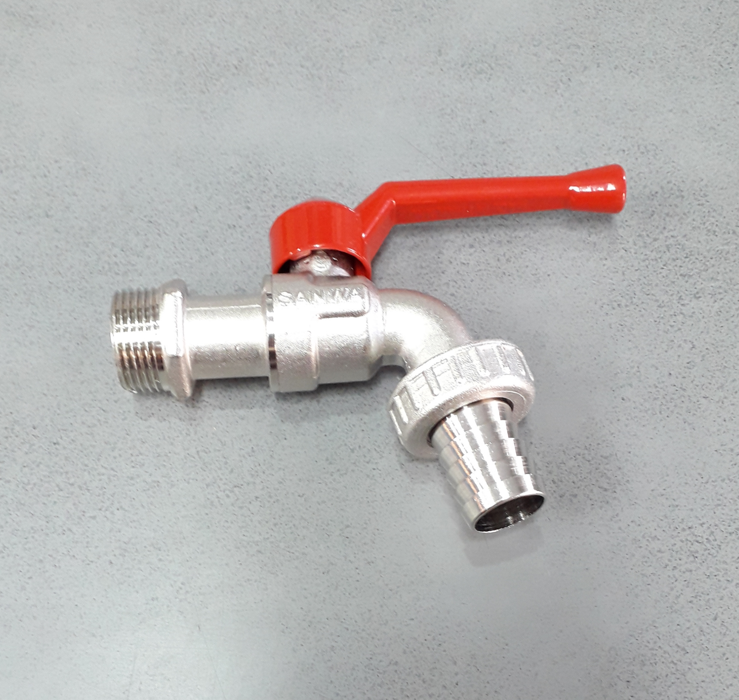 ก๊อกบอลก้านแดงปากสนามซันวา Sanwa