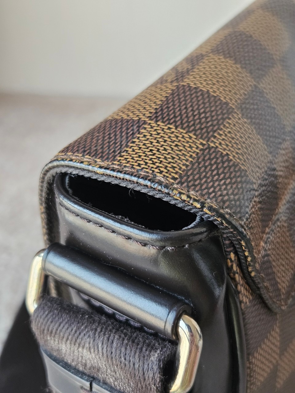 LV District Damier PM