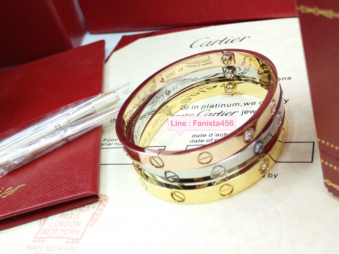 กำไลคาเทียร์ รุ่นเพชร Hiend cartier bracelet Love diamonds