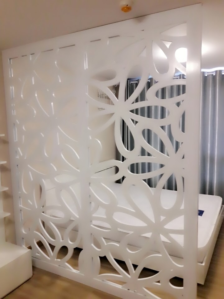 พลาสวูดฉลุลายตกแต่งภายในคอนโด 20 มม. ขนาด 120x240 cm.ราคาโรงงาน