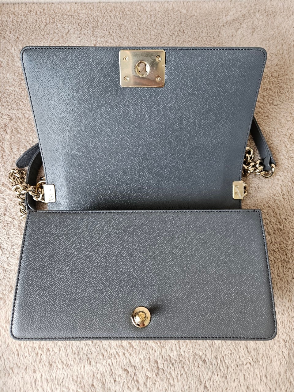 Chanel Boy 10 Cavier SHW สีเทา Microchip