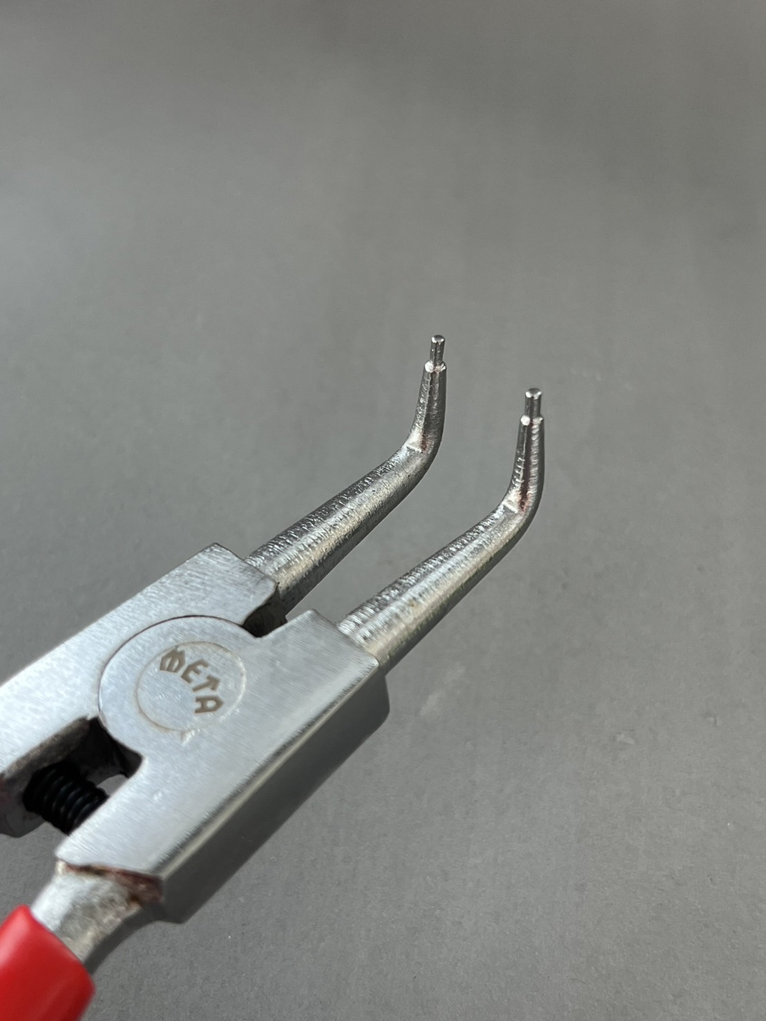 คีมปากงอถ่างแหวน 6" Meta / Solo