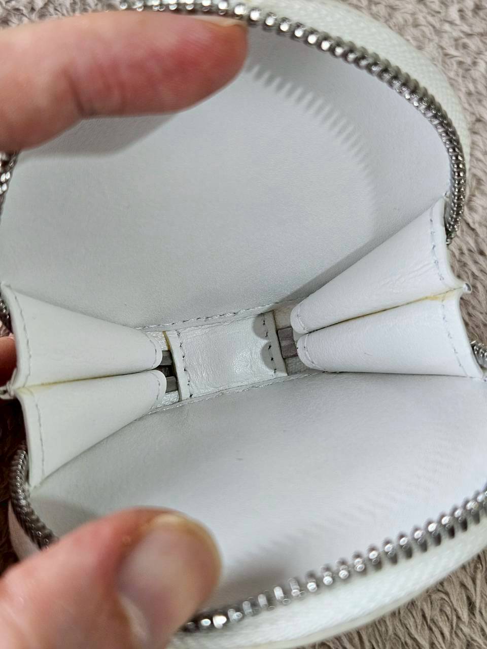 MCM Essential Pouch Orginal Black White