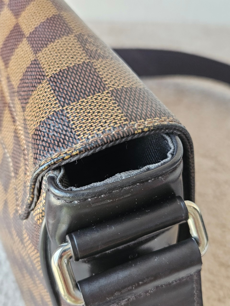 LV District Damier PM