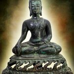 พระเชียงแสน สิงค์1 ฐานสามขาฉลุลาย ราหู หน้าตัก 9 นิ้ว