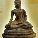 พระเชียงแสน ฐาน 8 นิ้ว เนื้อสำริด สภาพเก่า