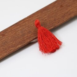 ขายส่ง พู่ด้าย Cotton 3cm. สีแดงสด พู่ด้ายแดง พู่แดงมงคล บรรจุ 30ชิ้น